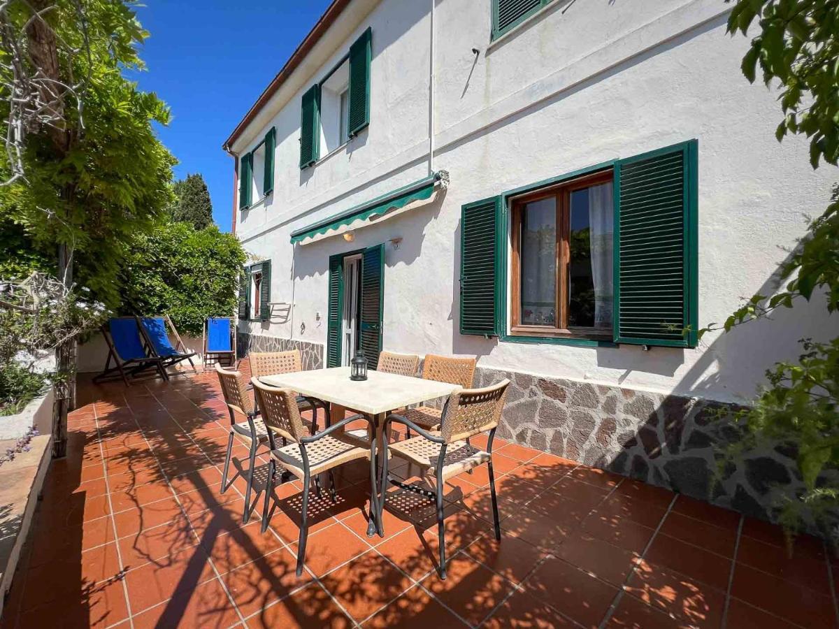 Azienda Agricola Sapereta Porto Azzurro Exterior foto