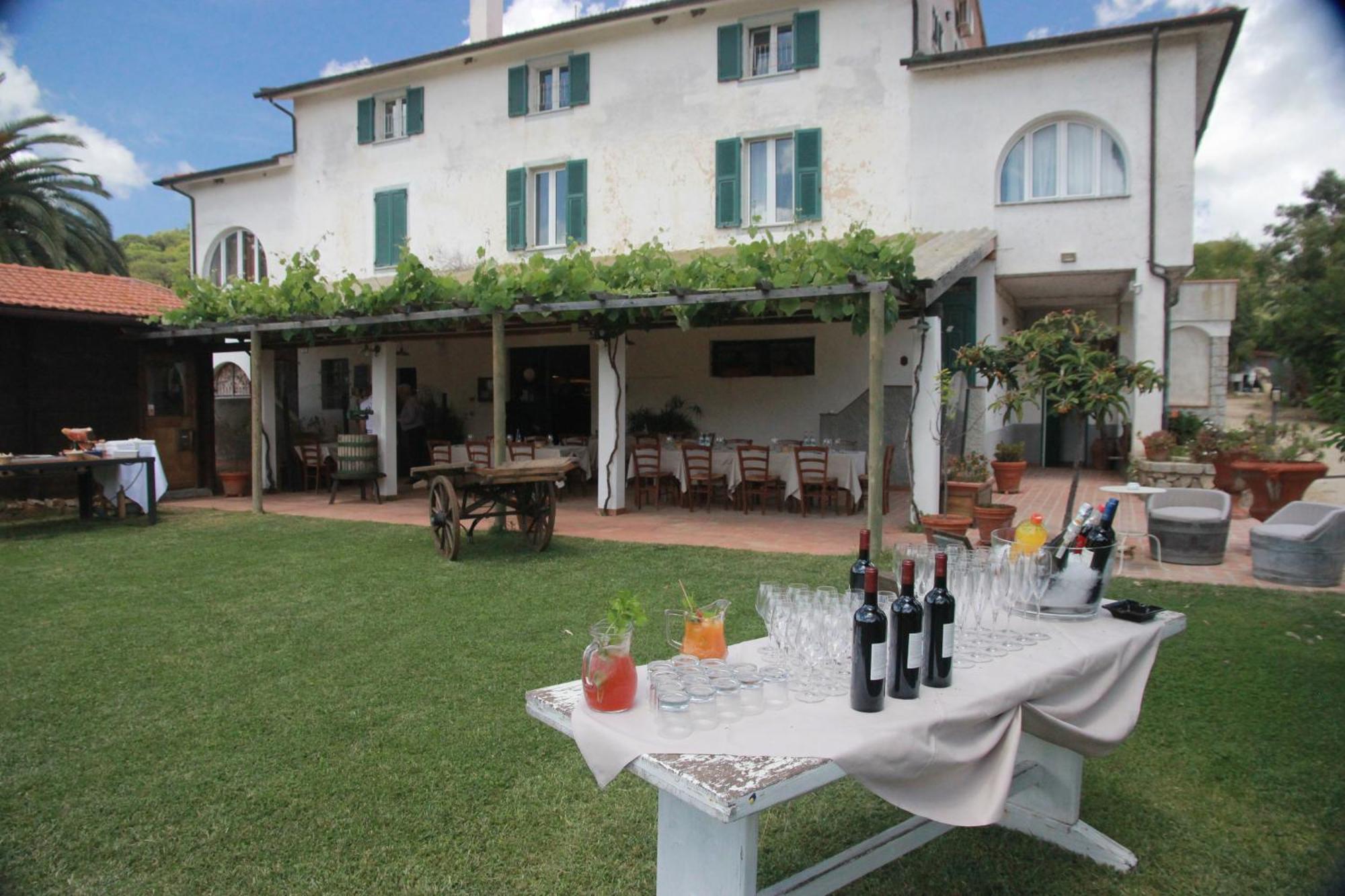 Azienda Agricola Sapereta Porto Azzurro Exterior foto